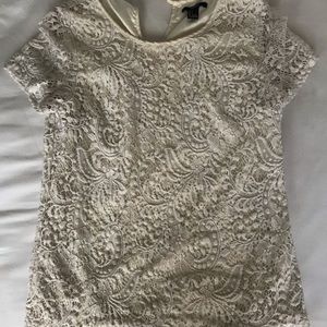 Lacy off-white classy top